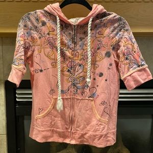 Quarter sleeve hoodie